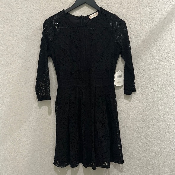 Altar’d State Black lace mini dress size S NWT - Picture 1 of 12